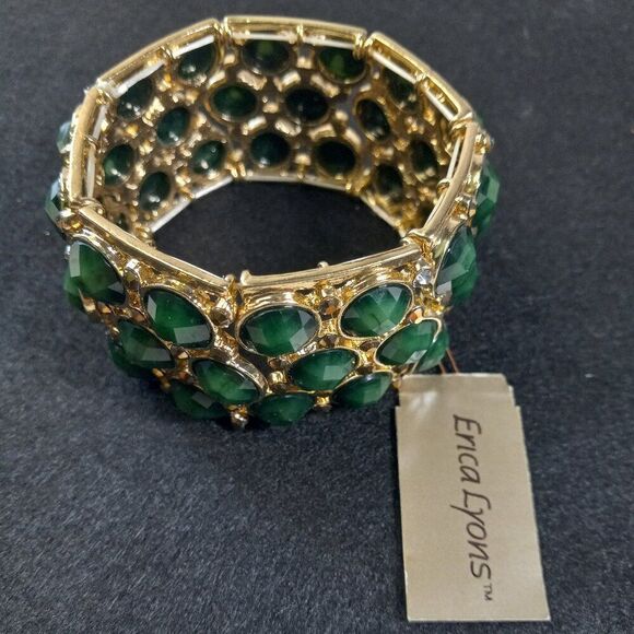 NWT Erica Lyons Green and Gold Tone Metal Stretch Bracelet Cottagecore Kitsch - Picture 1 of 5